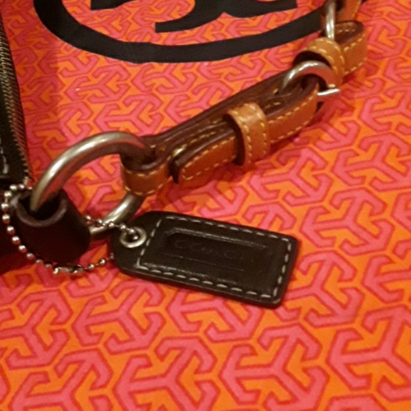 Coach NWT leather small Chelsea hobo purse - Picture 6 of 7